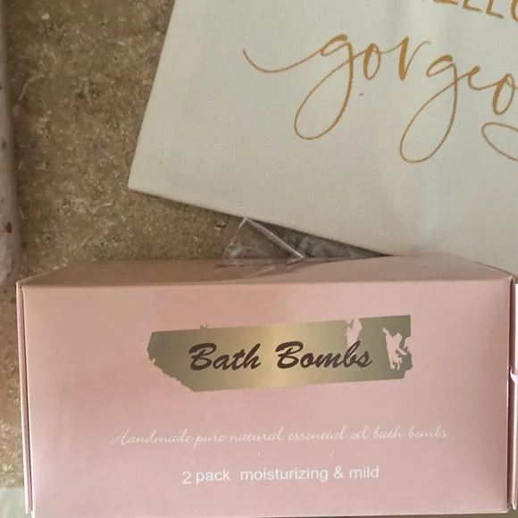 Walowalo Luxury Spa gift set.  New without tag - Picture 10 of 12